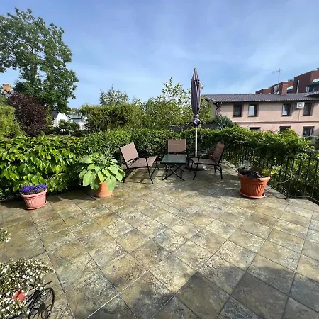 Garden 2 Z Pieknym Ogrodem I Tarasem *