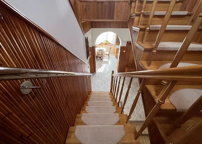 Garden 2 Z Pieknym Ogrodem I Tarasem Ustronie Morskie